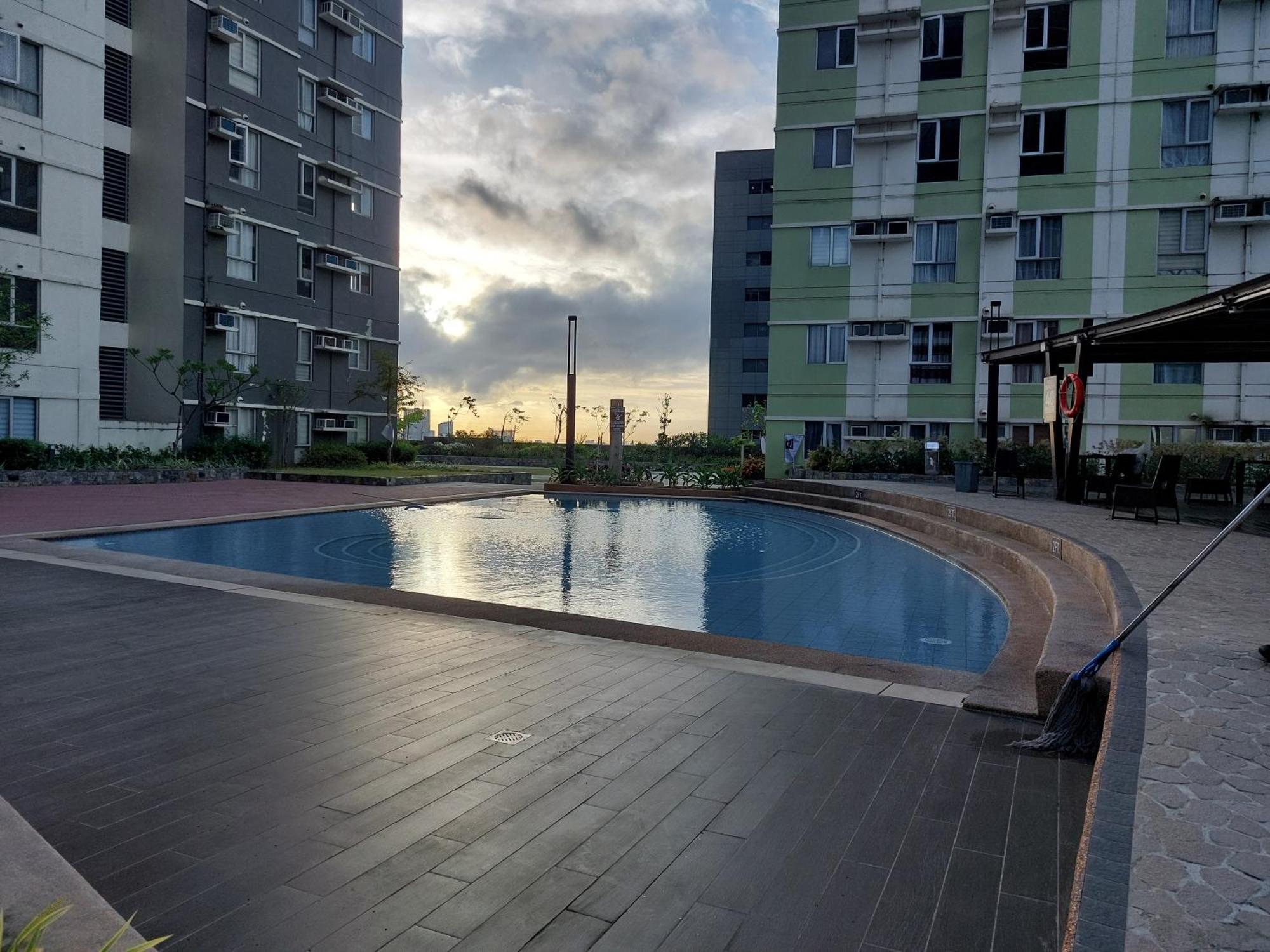 Cozy & Affordable Flat In It Park Avida Towers Riala T2517